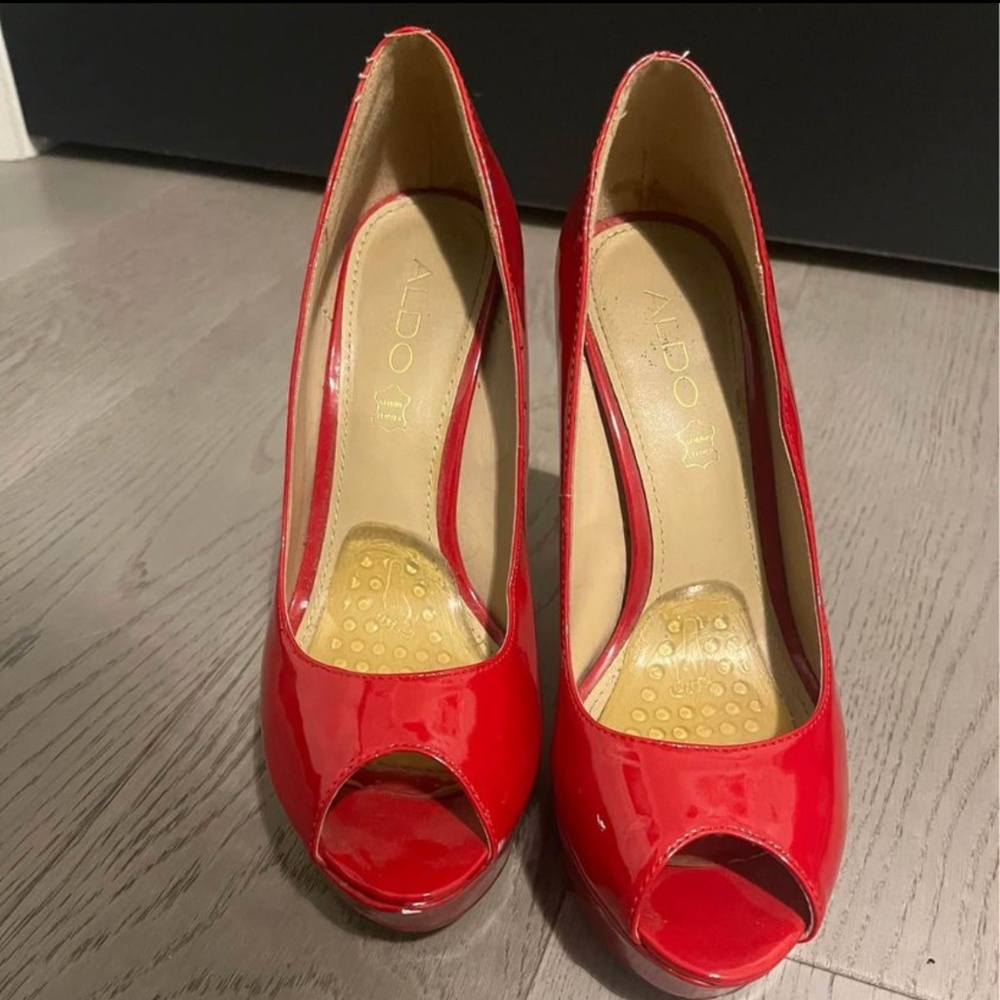 Red Aldo Platform Heel - Size 38 (Size 7.5 US)